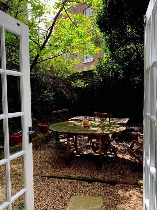 Apartamento Beautiful 2 Bed/ 2 Bath Notting Hill Garden Flat Londres Exterior foto