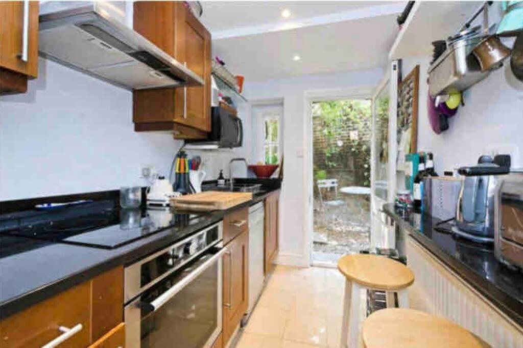 Apartamento Beautiful 2 Bed/ 2 Bath Notting Hill Garden Flat Londres Exterior foto